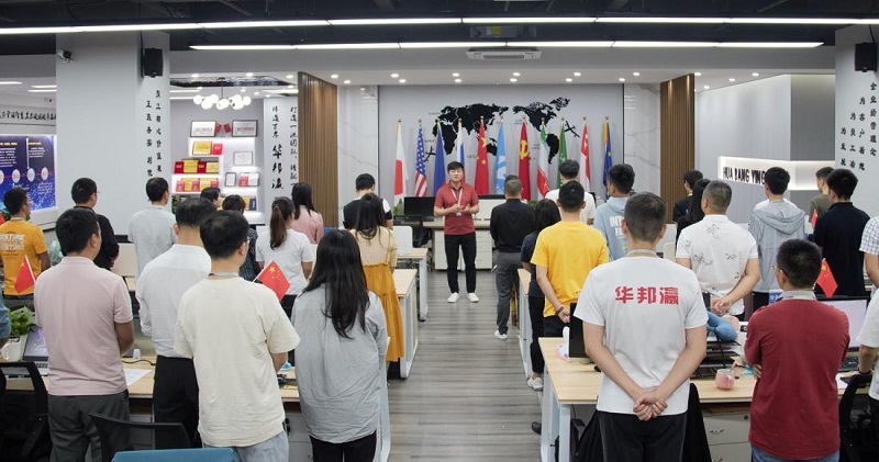再贏新單！華邦瀛成都LED貼膜屏項(xiàng)目圓滿收官